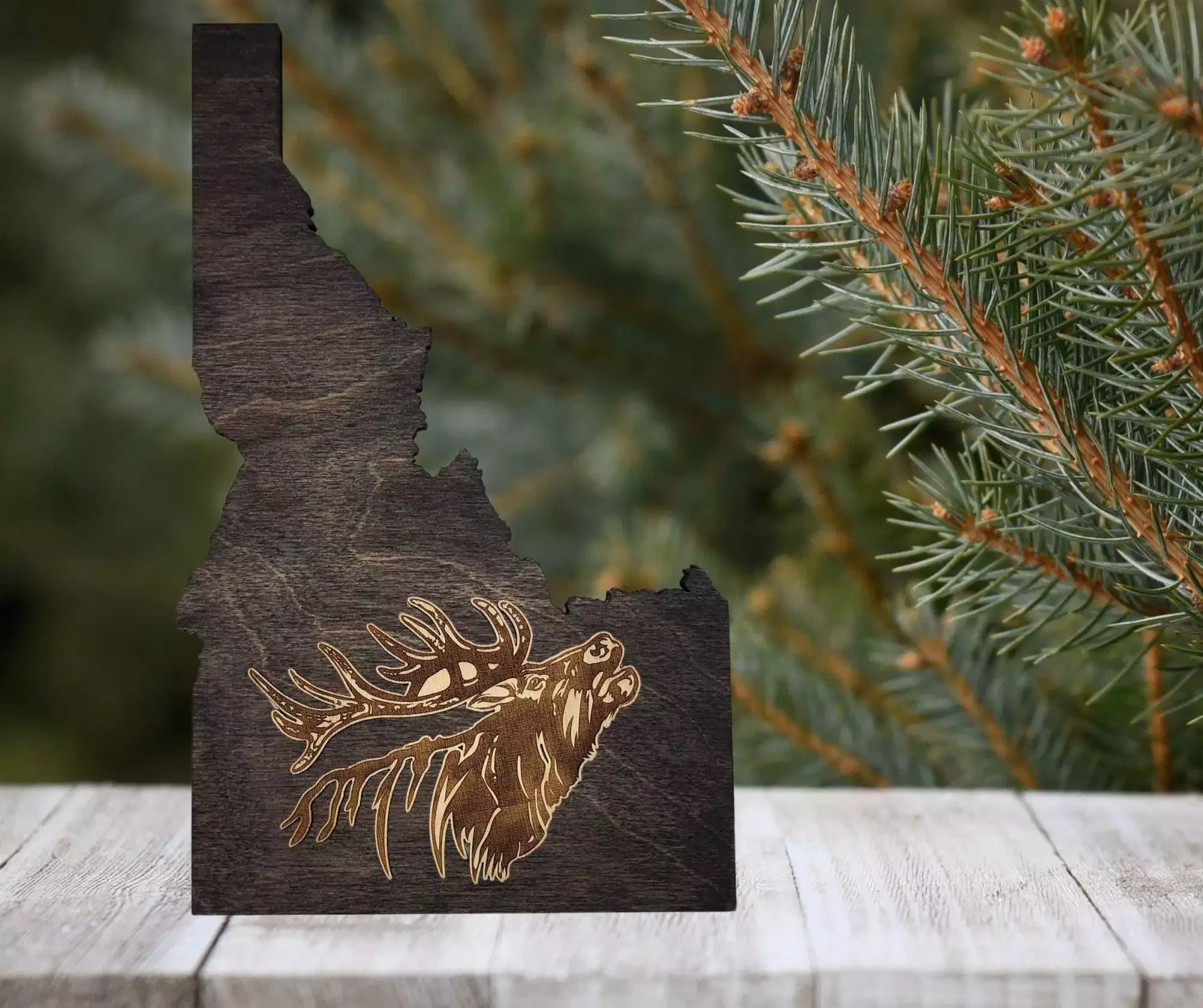 Idaho Sign - Rustic Home Decor with Elk Head, Perfect Gift for Idaho Lovers & Nature Enthusiasts - Gray Stain