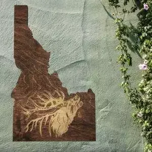 Idaho Sign – Rustic Home Decor with Elk Head, Perfect Gift for Idaho Lovers & Nature Enthusiasts – Walnut Plank Stain