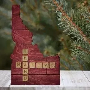 Idaho Native Accent | Rustic Laser Cut Wall & Table Decor | Unique Idaho Sign with Tile Letters for Home or Cabin Decor – Red Stain – Faux Plank Engrave