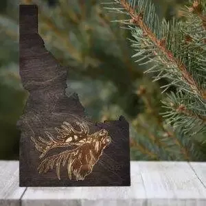 Idaho Sign – Rustic Home Decor with Elk Head, Perfect Gift for Idaho Lovers & Nature Enthusiasts – Gray Stain